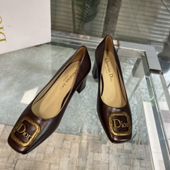 DIOR Dior pumps 2023AW classic street style DIOR Dior pumps 2023AW classic street style