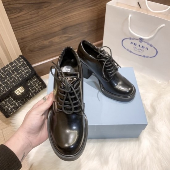 PRADA Prada pumps 2023AW attractive up like this year PRADA Prada pumps 2023AW attractive up like this year