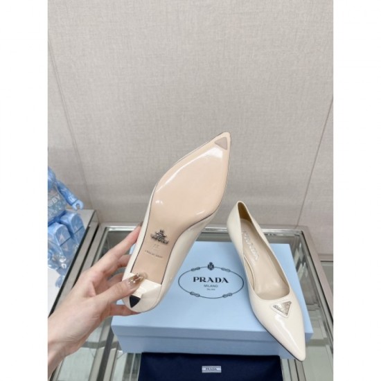 Finished in a sexy style High heels 2023SS PRADA Prada Finished in a sexy style High heels 2023SS PRADA Prada
