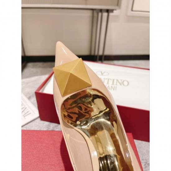 VALENTINO Valentino pumps 2023AW I want to pay particular attention VALENTINO Valentino pumps 2023AW I want to pay particular attention