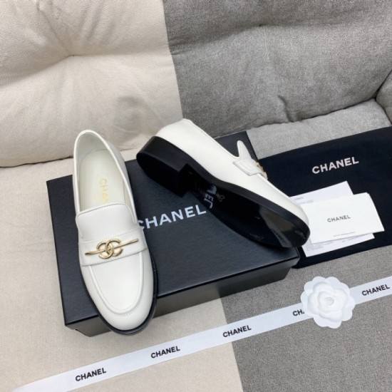 CHANEL Chanel casual shoes 2023AW trend feeling is plentiful CHANEL Chanel casual shoes 2023AW trend feeling is plentiful