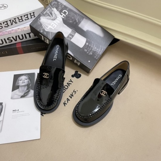 CHANEL Chanel casual shoes 2023AW Cumulative total sales No. 1 CHANEL Chanel casual shoes 2023AW Cumulative total sales No. 1
