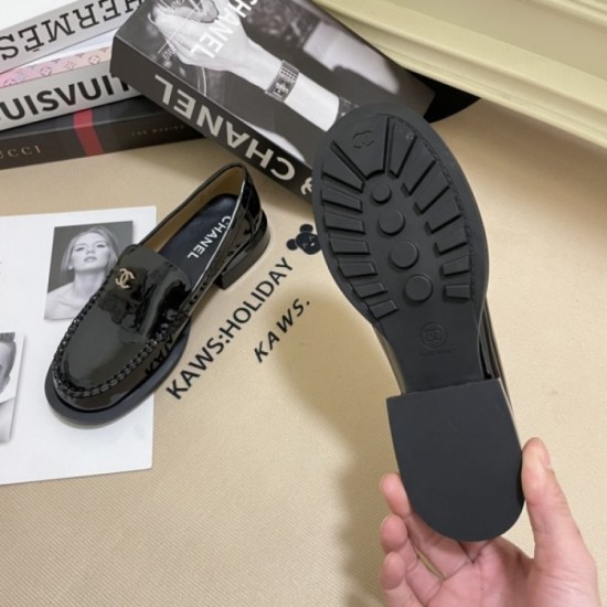 CHANEL Chanel casual shoes 2023AW Cumulative total sales No. 1 CHANEL Chanel casual shoes 2023AW Cumulative total sales No. 1