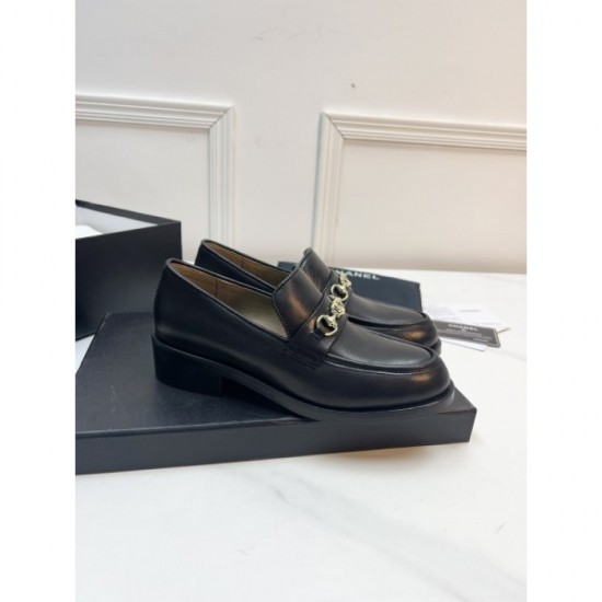 CHANEL Chanel casual shoes 2023AW overseas extreme popularity item CHANEL Chanel casual shoes 2023AW overseas extreme popularity item