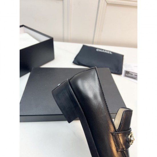 CHANEL Chanel casual shoes 2023AW overseas extreme popularity item CHANEL Chanel casual shoes 2023AW overseas extreme popularity item
