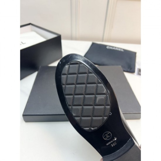 CHANEL Chanel casual shoes 2023AW overseas extreme popularity item CHANEL Chanel casual shoes 2023AW overseas extreme popularity item