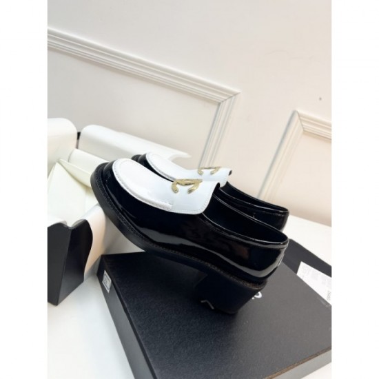 CHANEL Chanel casual shoes 2023AW There is a feeling of outstanding omission CHANEL Chanel casual shoes 2023AW There is a feeling of outstanding omission