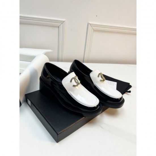 CHANEL Chanel casual shoes 2023AW There is a feeling of outstanding omission CHANEL Chanel casual shoes 2023AW There is a feeling of outstanding omission
