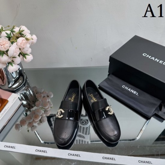 Casual shoes you absolutely want 2023SS CHANEL Chanel Casual shoes you absolutely want 2023SS CHANEL Chanel