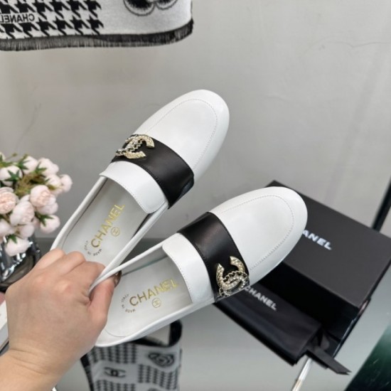 Casual shoes you absolutely want 2023SS CHANEL Chanel Casual shoes you absolutely want 2023SS CHANEL Chanel