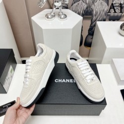 At the cutting edge of trends Casual shoes 2023SS CHANEL Chanel