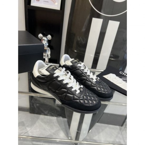 CHANEL This winter's new 2023FW casual shoes that attract attention CHANEL This winter's new 2023FW casual shoes that attract attention