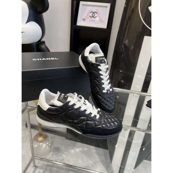 CHANEL This winter's new 2023FW casual shoes that attract attention CHANEL This winter's new 2023FW casual shoes that attract attention