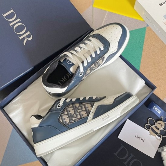 DIOR Dior casual shoes 2023AW will definitely be popular this winter DIOR Dior casual shoes 2023AW will definitely be popular this winter