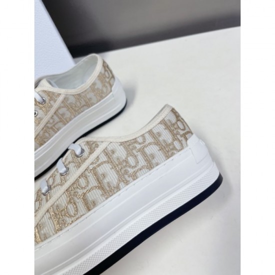 2023SS casual shoes Summer new work with a sense of stability DIOR Dior 2023SS casual shoes Summer new work with a sense of stability DIOR Dior