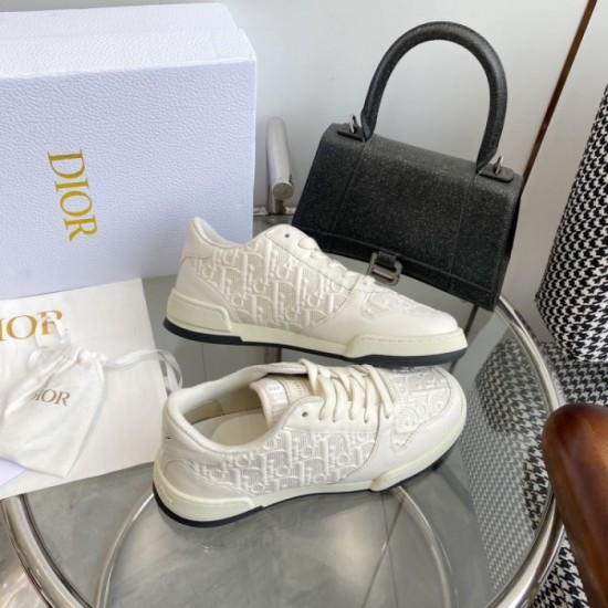 2023SS casual shoes Spring and summer continue to attract attention DIOR Dior 2023SS casual shoes Spring and summer continue to attract attention DIOR Dior
