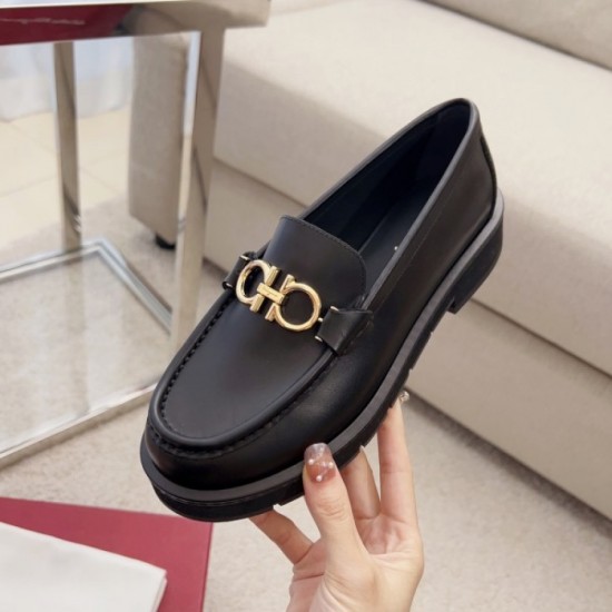 2023SS casual shoes sold out early FERRAGAMO Salvatore Ferragamo 2023SS casual shoes sold out early FERRAGAMO Salvatore Ferragamo