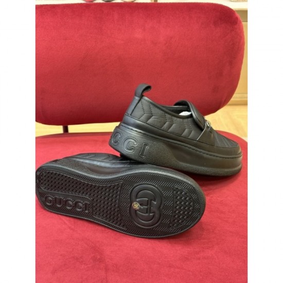GUCCI Gucci Casual Shoes 2023AW Enliven the winter mood GUCCI Gucci Casual Shoes 2023AW Enliven the winter mood