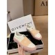 GIVENCHY Givenchy casual shoes 2023AW Must be sold out ☆ As soon as possible GIVENCHY Givenchy casual shoes 2023AW Must be sold out ☆ As soon as possible