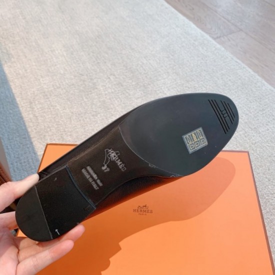 New arrival casual shoes 2023SS HERMES Hermes to improve fashion degree New arrival casual shoes 2023SS HERMES Hermes to improve fashion degree