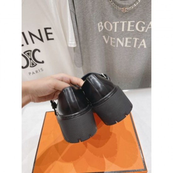 Super stylish and popular casual shoes 2023FW HERMES Super stylish and popular casual shoes 2023FW HERMES