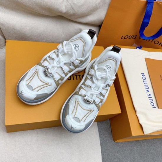 This year's most popular casual shoes 2023SS LOUIS VUITTON Louis Vuitton This year's most popular casual shoes 2023SS LOUIS VUITTON Louis Vuitton