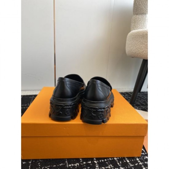 LOUIS VUITTON Louis Vuitton Trendy Frontline 2023FW Casual Shoes LOUIS VUITTON Louis Vuitton Trendy Frontline 2023FW Casual Shoes