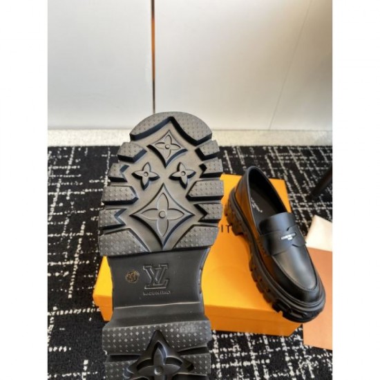 LOUIS VUITTON Louis Vuitton Trendy Frontline 2023FW Casual Shoes LOUIS VUITTON Louis Vuitton Trendy Frontline 2023FW Casual Shoes