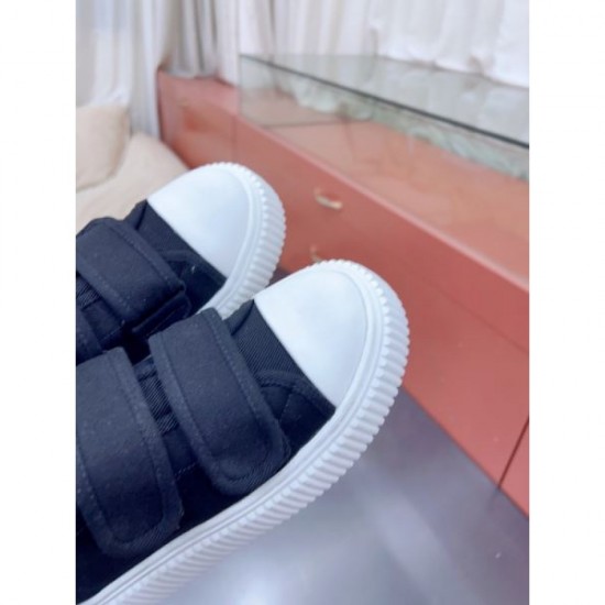 Lowest price challenge! Casual shoes 2023FW MIU MIU Miu Miu Lowest price challenge! Casual shoes 2023FW MIU MIU Miu Miu