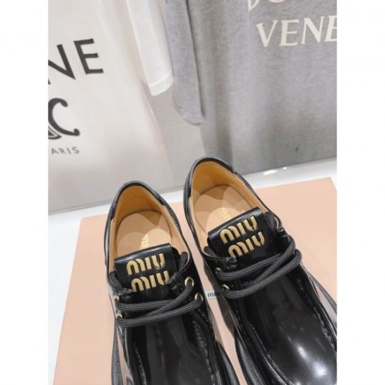 Enhances luxury! Casual shoes 2023FW MIU MIU Miu Miu Enhances luxury! Casual shoes 2023FW MIU MIU Miu Miu