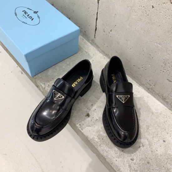 PRADA Prada casual shoes 2023AW Cumulative total sales No. 1 PRADA Prada casual shoes 2023AW Cumulative total sales No. 1