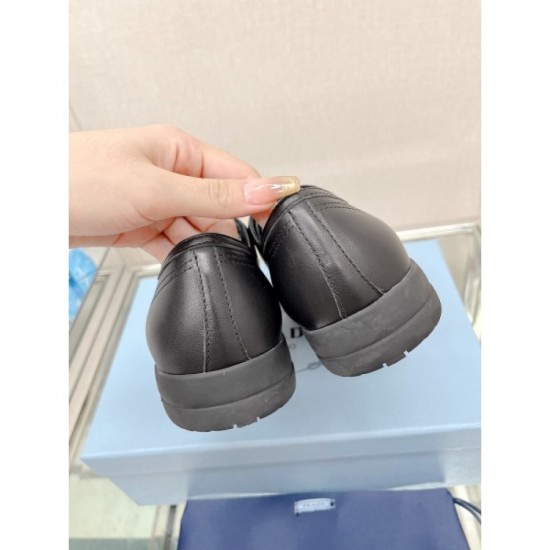 Casual shoes recommended for the current season 2023SS PRADA Prada Casual shoes recommended for the current season 2023SS PRADA Prada