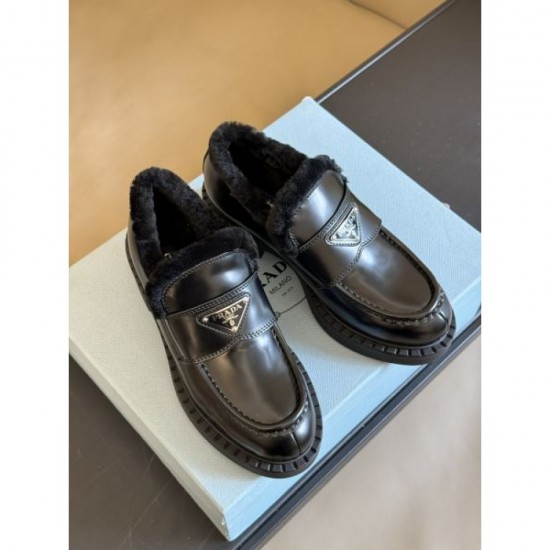 PRADA Brand not yet landed in Japan 2023FW Casual shoes PRADA Brand not yet landed in Japan 2023FW Casual shoes