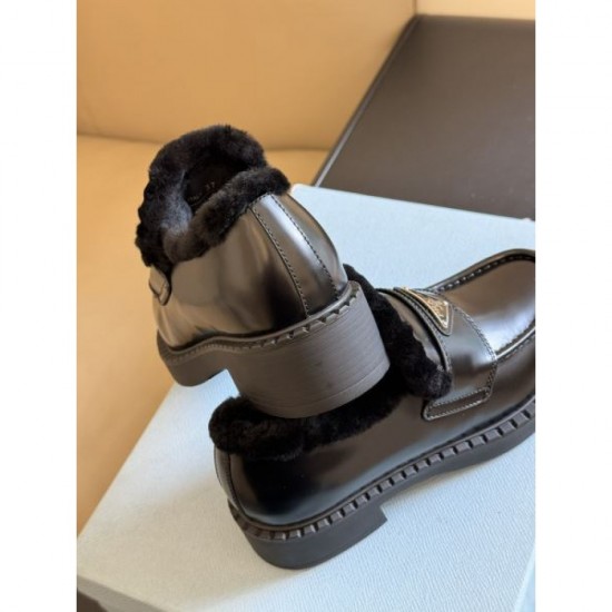 PRADA Brand not yet landed in Japan 2023FW Casual shoes PRADA Brand not yet landed in Japan 2023FW Casual shoes