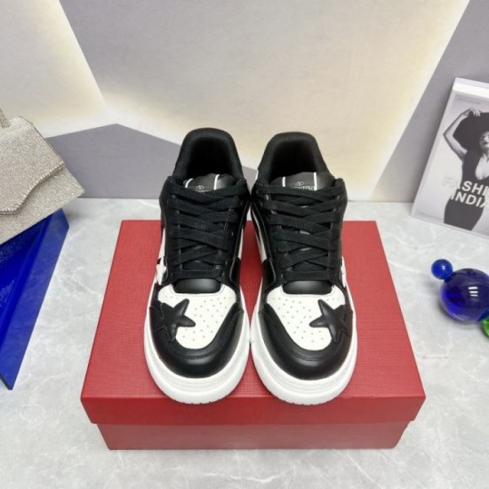 Casual shoes with charm 2023FW VALENTINO Valentino Casual shoes with charm 2023FW VALENTINO Valentino