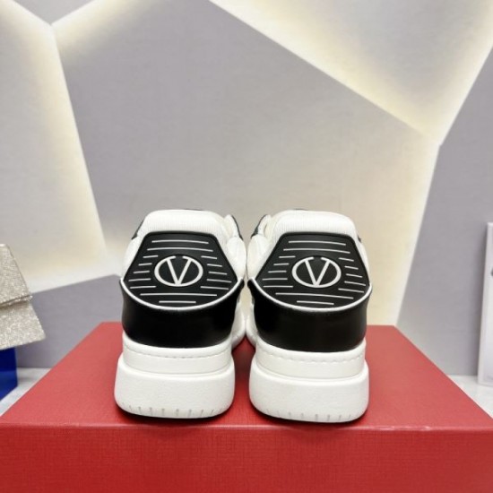 Limited quantity casual shoes 2023FW VALENTINO Valentino Limited quantity casual shoes 2023FW VALENTINO Valentino