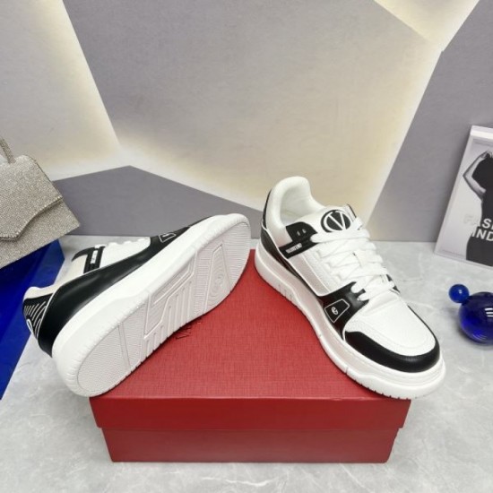 Limited quantity casual shoes 2023FW VALENTINO Valentino Limited quantity casual shoes 2023FW VALENTINO Valentino