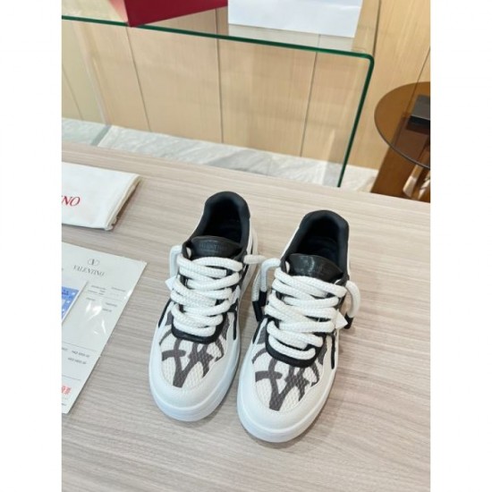 Good impression 120% casual shoes 2023FW VALENTINO Valentino Good impression 120% casual shoes 2023FW VALENTINO Valentino