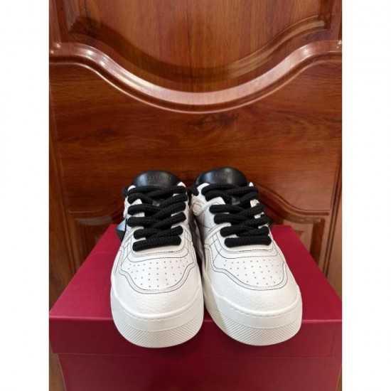 HOT new arrival casual shoes 2023FW VALENTINO Valentino HOT new arrival casual shoes 2023FW VALENTINO Valentino