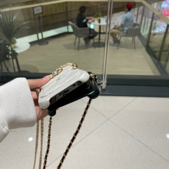 2023SS CHANEL Spring/Summer super popular and sold out iphone mobile case 2023SS CHANEL Spring/Summer super popular and sold out iphone mobile case