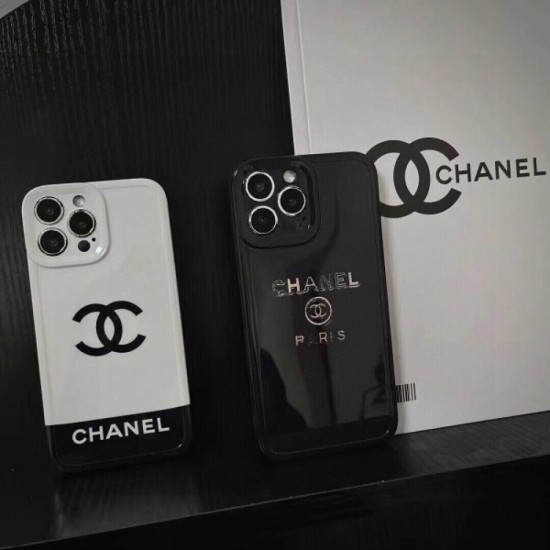 iPhone mobile case 2023SS CHANEL Chanel where the impression that is an adult overflows iPhone mobile case 2023SS CHANEL Chanel where the impression that is an adult overflows