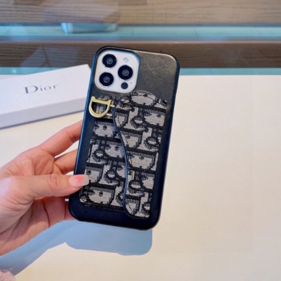 A feeling of fashion is a perfect score iphone carrying case 2023SS DIOR Dior A feeling of fashion is a perfect score iphone carrying case 2023SS DIOR Dior