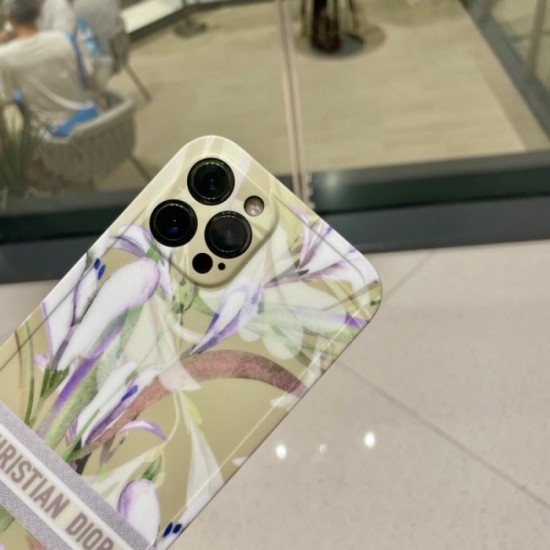 A feeling of fashion is a perfect score iphone carrying case 2023SS DIOR Dior A feeling of fashion is a perfect score iphone carrying case 2023SS DIOR Dior