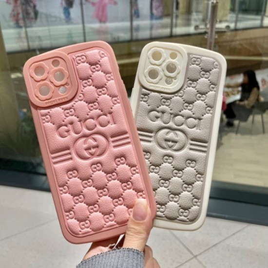 There is a cool and sharp iphone mobile case 2023SS GUCCI Gucci There is a cool and sharp iphone mobile case 2023SS GUCCI Gucci