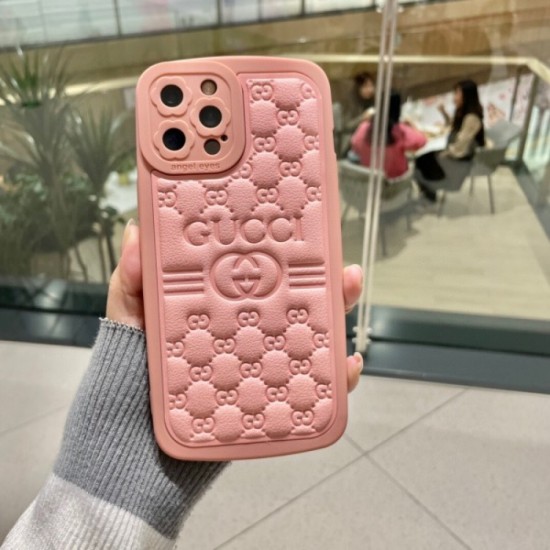 There is a cool and sharp iphone mobile case 2023SS GUCCI Gucci There is a cool and sharp iphone mobile case 2023SS GUCCI Gucci