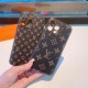 Seasonal item iPhone mobile case 2023SS LOUIS VUITTON Louis Vuitton Seasonal item iPhone mobile case 2023SS LOUIS VUITTON Louis Vuitton