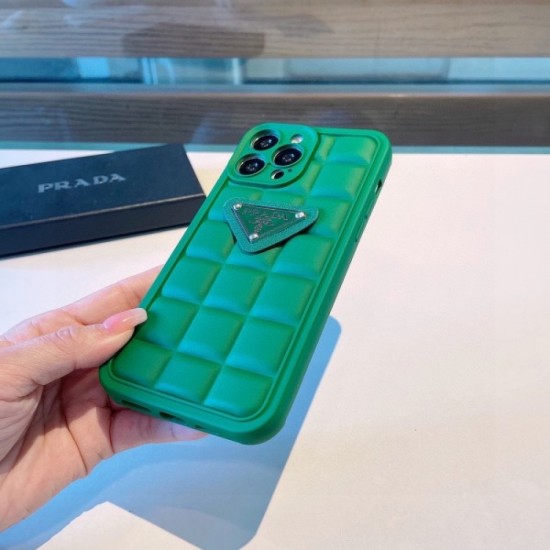 2023SS PRADA Prada This spring and summer noteworthy iphone mobile case 2023SS PRADA Prada This spring and summer noteworthy iphone mobile case