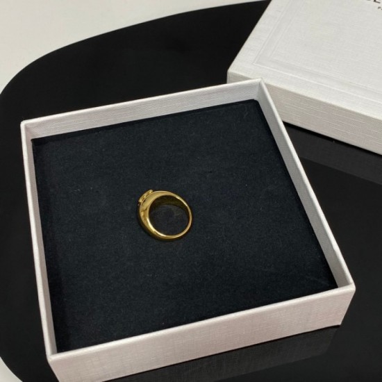 CELINE Celine ring 2023SS fashion sensitivity is high CELINE Celine ring 2023SS fashion sensitivity is high