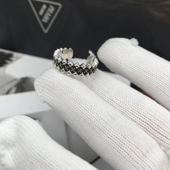 2023SS Ring Adult Simple CHROME HEARTS Chrome Hearts 2023SS Ring Adult Simple CHROME HEARTS Chrome Hearts