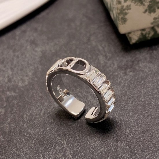 DIOR Dior Ring 2023SS Admiration brand that makes you feel better DIOR Dior Ring 2023SS Admiration brand that makes you feel better